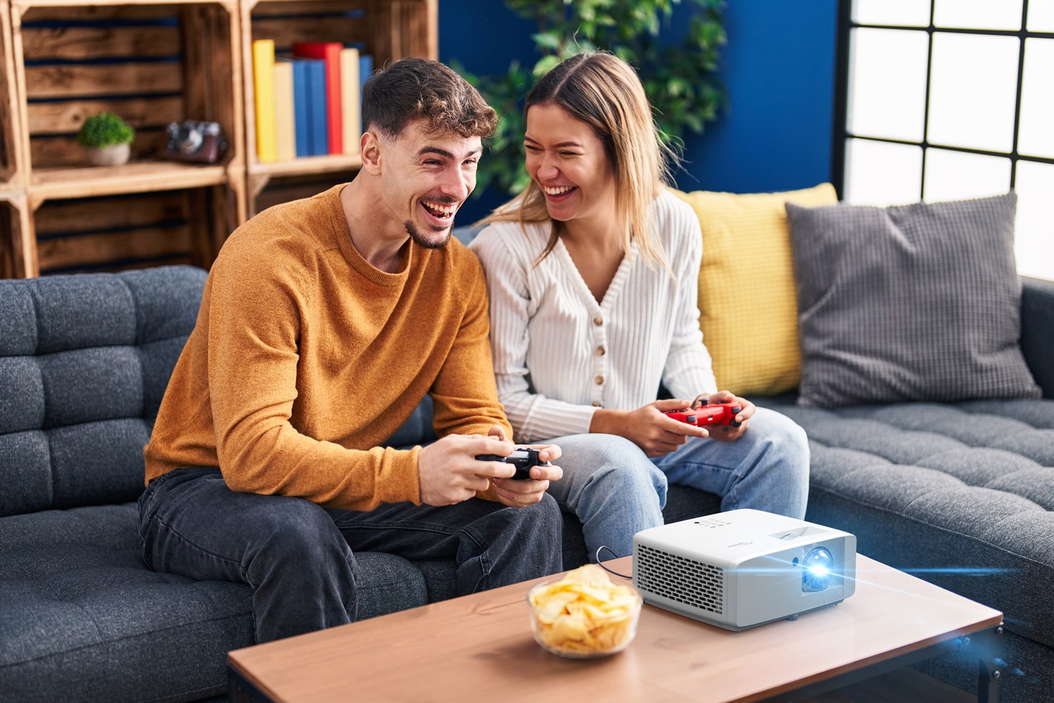 Optoma GT2200HDR kratkodometni projektor za gaming, filmove i sport