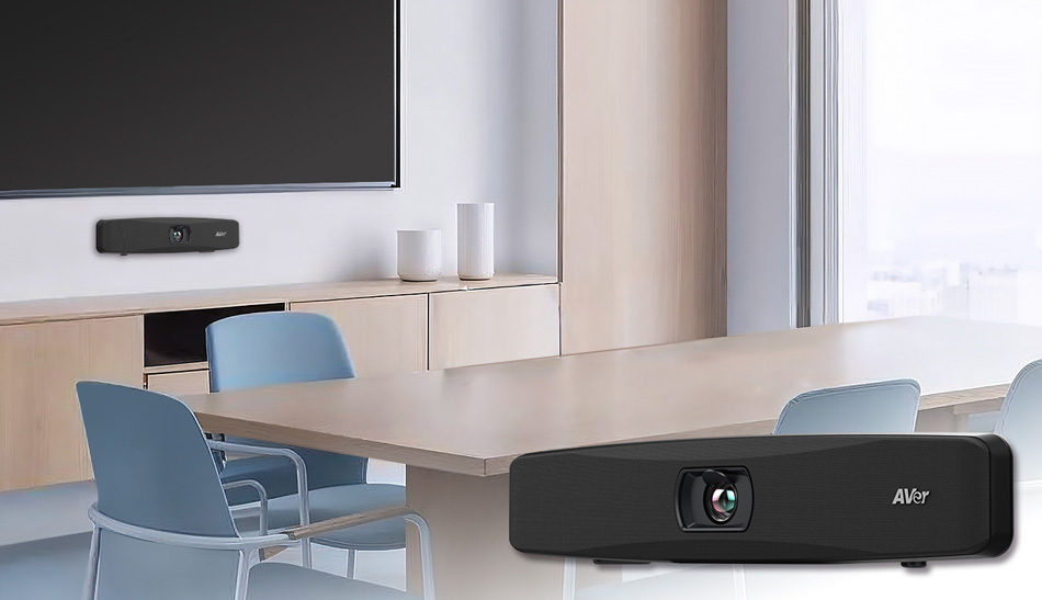 Profesionalna videokonferencija u modernom uredu s AI tehnologijom