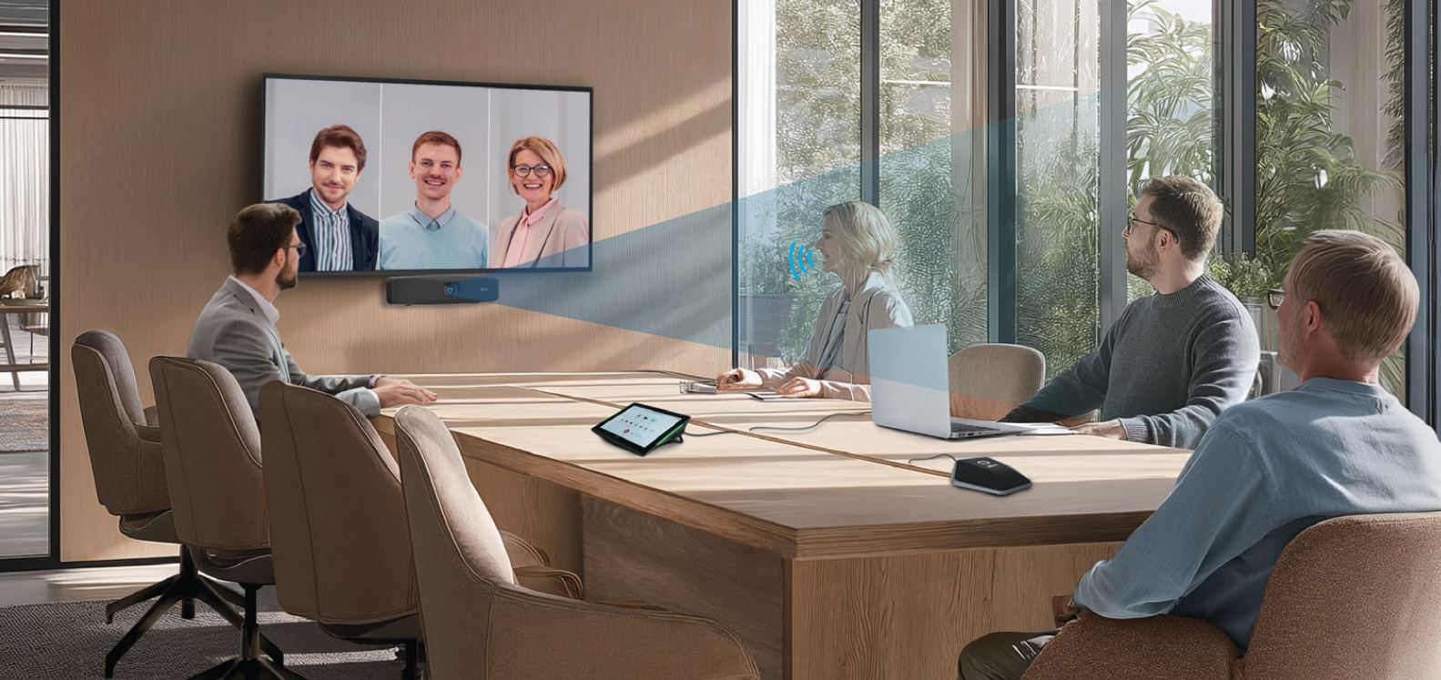 AI Voice Tracking kamera u akciji tijekom online sastanka