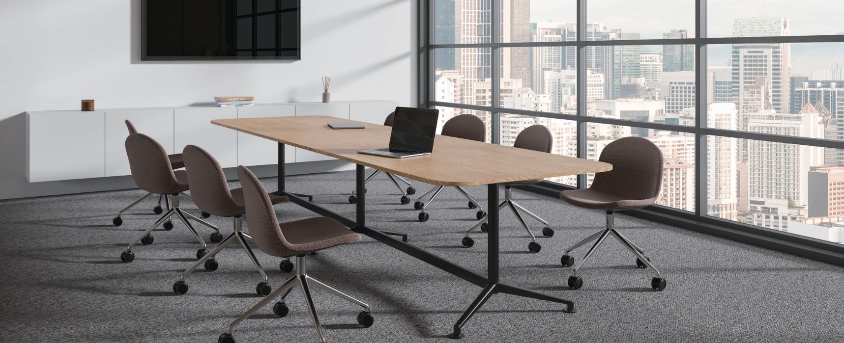 Moderni ured opremljen sustavom za videokonferencije